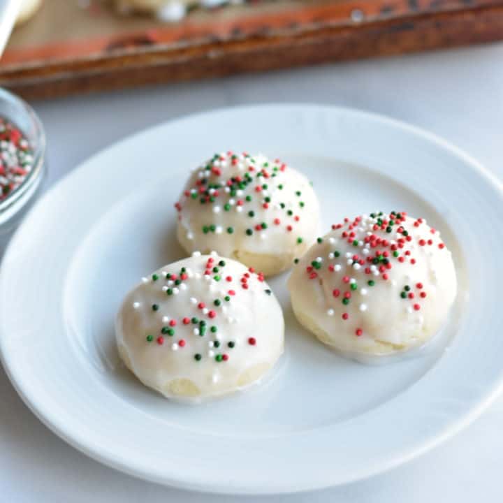italian christmas cookies on a plate