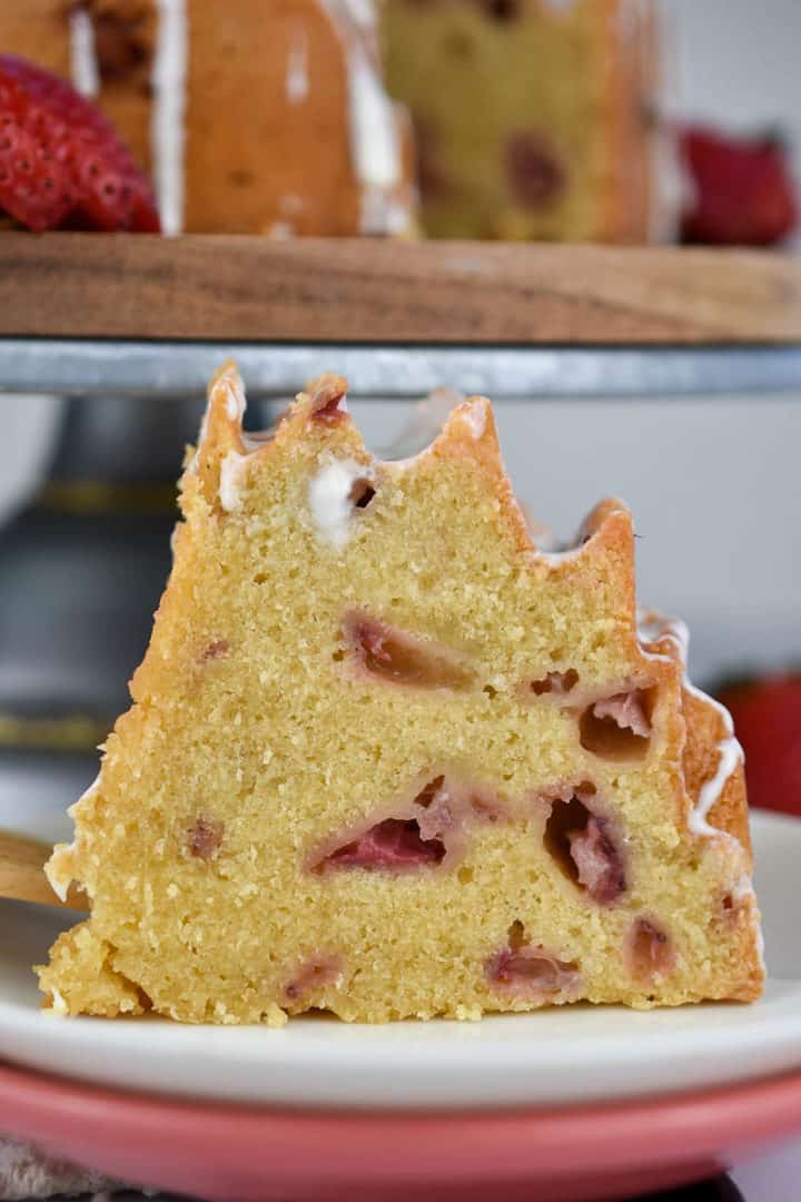 Strawberries and Cream Bundt Cake My Sweet Precision