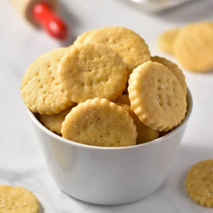 ritz crackers in a white bowl.