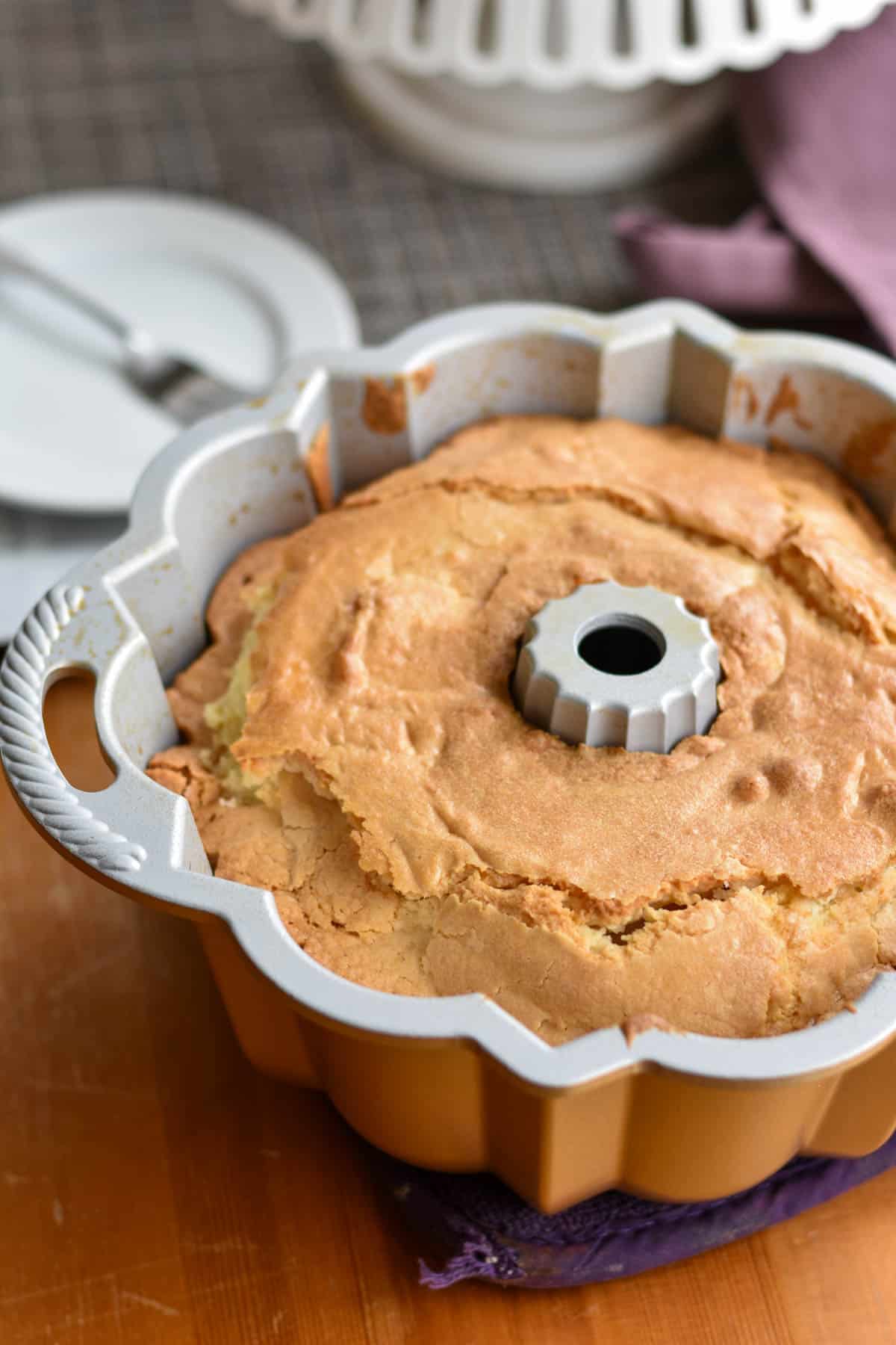 Sun Drop cake right out of the oven on a heating pad.